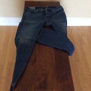 EZJN181130-1. Never worn jeans size 16.